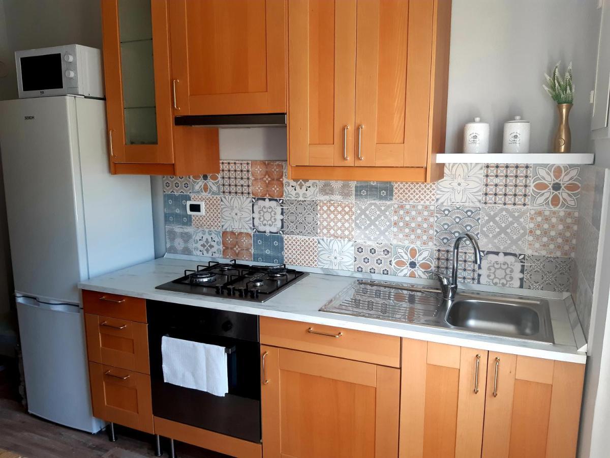 Deco & Retro Apartment لا سبيتسْيا المظهر الخارجي الصورة