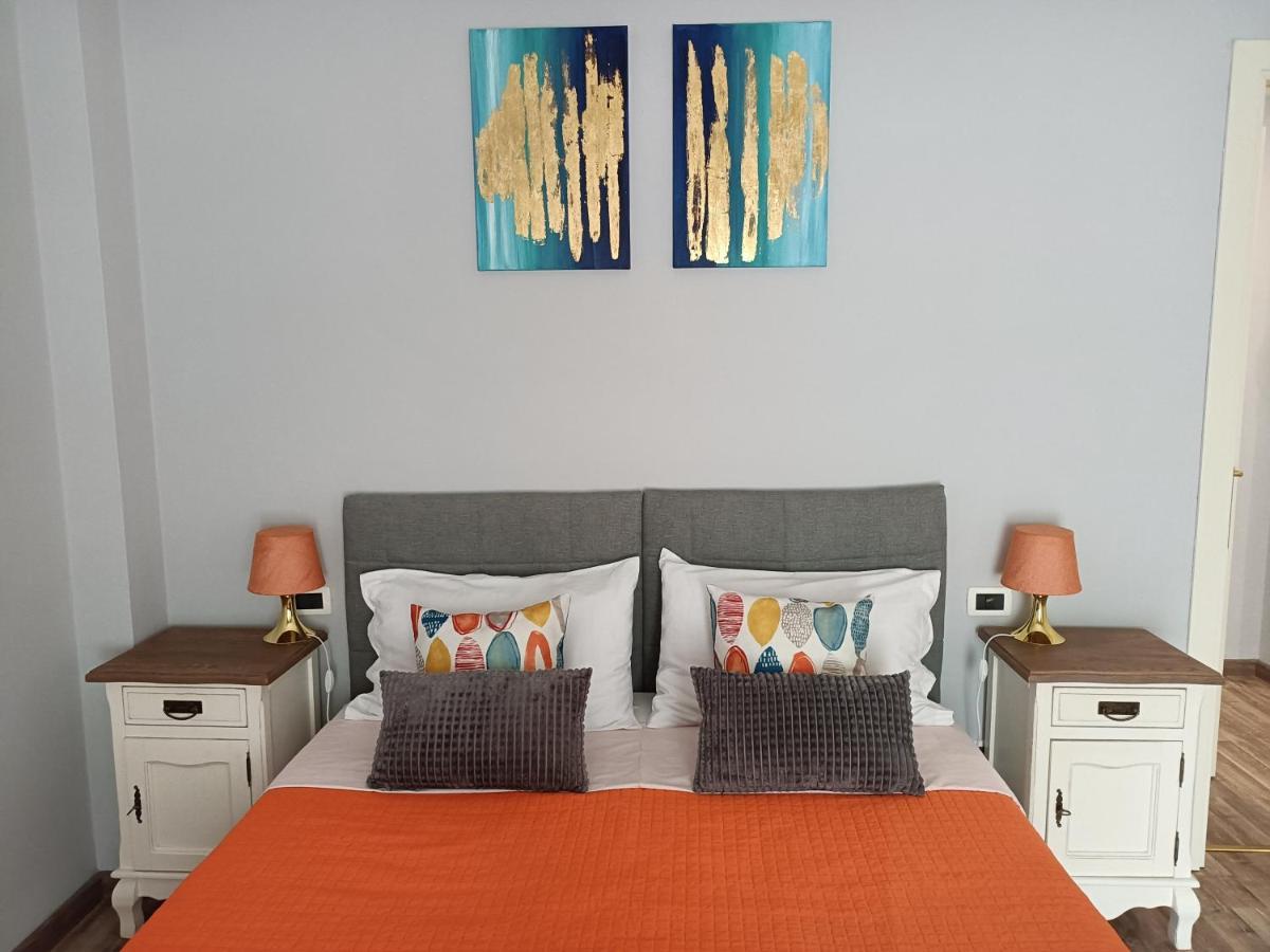 Deco & Retro Apartment لا سبيتسْيا المظهر الخارجي الصورة