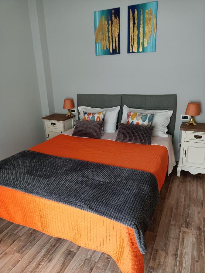 Deco & Retro Apartment لا سبيتسْيا المظهر الخارجي الصورة