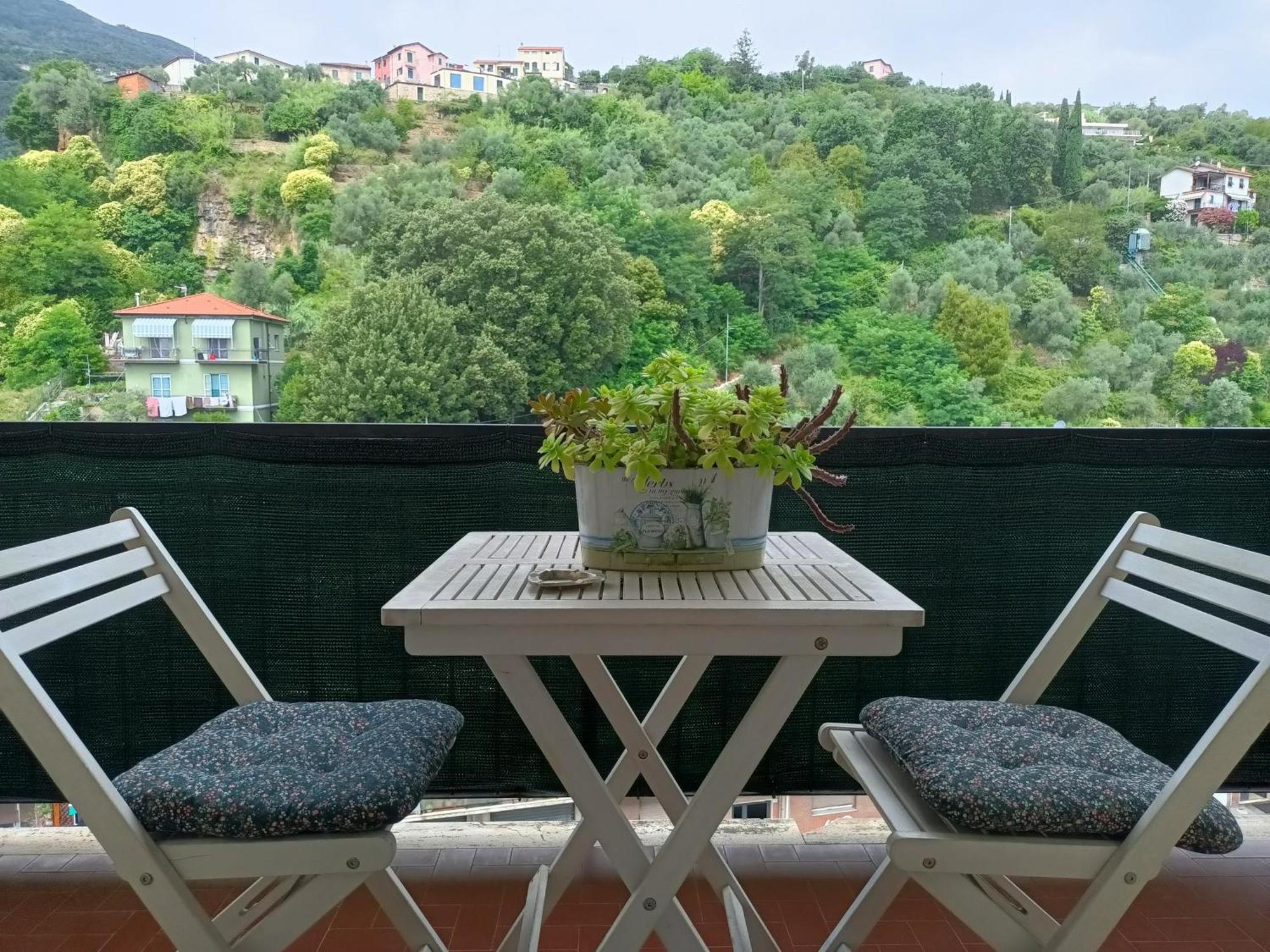 Deco & Retro Apartment لا سبيتسْيا المظهر الخارجي الصورة
